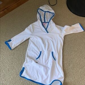 Lilly Pulitzer White Hooded Cover-Up with Blue Trim m